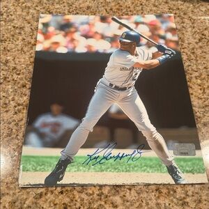- Ken griffey jr autographed 8x10 photo